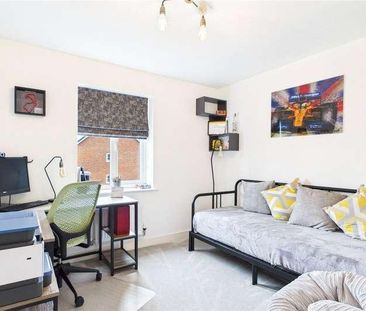 Bolton Drive, Shinfield, Reading, Berkshire, RG2 - Photo 3