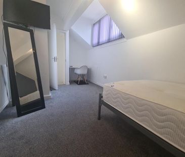 2 bedroom house to rent - Photo 2