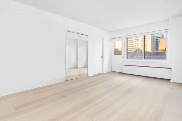 1900 avenue Lincoln - Amazing 1-bedroom for rent! - Photo 1