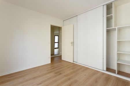 location Appartement T2 DE 47.9m² À PARIS - Photo 3