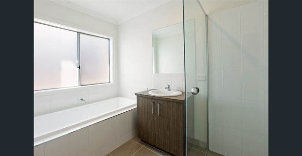 Modern Living Starts Here - 3 Bathrooms - Photo 1