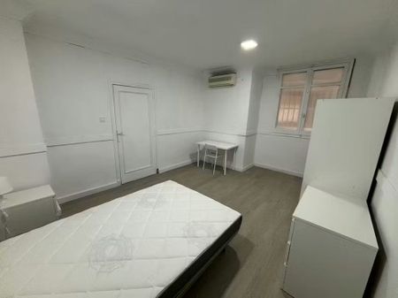 Carrer del Doctor Josep Juan Dómine, Valencia, Valencian Community 46011 - Photo 3