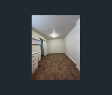 UPDATED STUDIO! - Photo 3