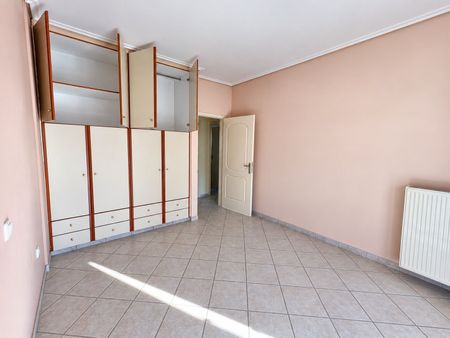 Διαμέρισμα για ενοικίαση Κέντρο (Γέρακας) - Φωτογραφία 3