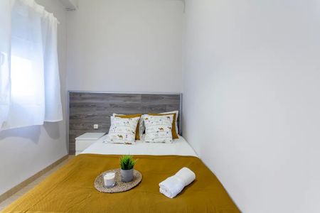 Calle Honorato Juan, Valencia, Valencian Community 46007 - Photo 2