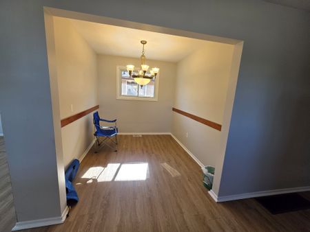 For Lease - 264 Vansitmart Avenue, Hamilton, Ontario - Photo 4