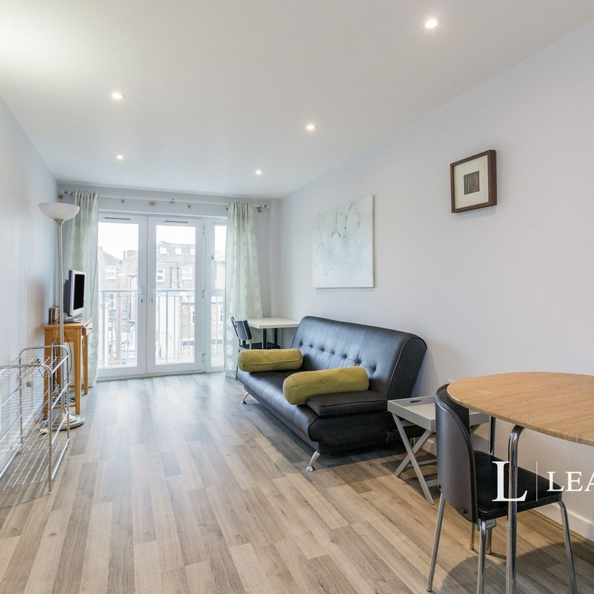 1 bedroom room to rent Southsea Road, Kingston Upon Thames, KT1 - Photo 1