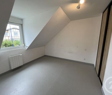 Location Maison 4 pièces 75m² JULLOUVILLE 50610 - Photo 3