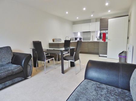 Belgravia Mansions, Camberley, Surrey, GU15 - Photo 3