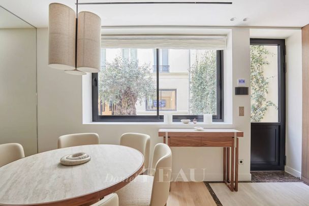 Location appartement, Paris 8ème (75008), 2 pièces, 45 m², ref 86181576 - Photo 1