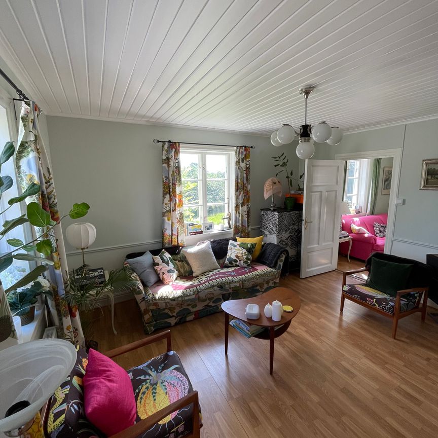 Biby Kaptensbostaden, Eskilstuna - Photo 1