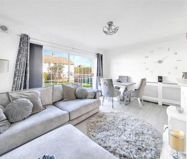 2 bedroom maisonette to rent - Photo 2