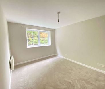 A contemporary apartment forming part of a modern development set i... - Photo 4