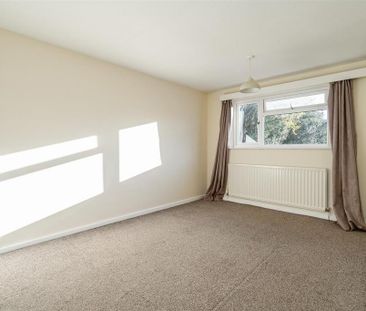 3 bedroom detached house to rent - Photo 6