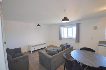 2 bedroom flat to rent - Photo 2
