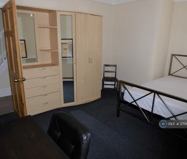 6 bedroom terraced house to rent - Photo 5