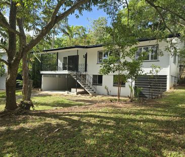 PRIME LOCATION NEAR BOTANIC GARDEN - Photo 2