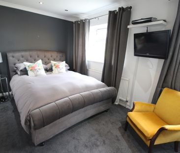 Chelveston, Wellingborough, Northants, NN9 - Photo 6