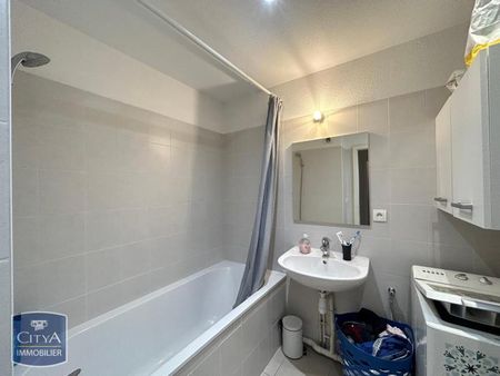 Location Appartement 2 pièces 44m² ST DIE DES VOSGES 88100 - Photo 5