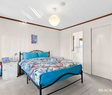 115 Outtrim Avenue, Calwell ACT 2905 - House For Rent | Domain - Photo 4