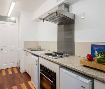 One Bedroom Unit - Photo 5