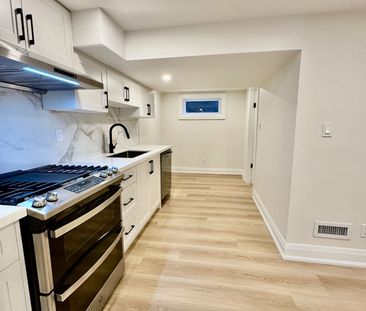 For Lease - 2 Wichey Road Unit# Basement, Toronto, Ontario - Photo 6