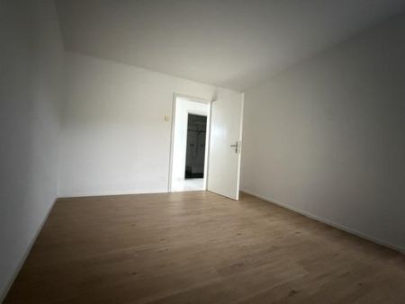 Schöne 2.5 Zimmer Garten-Wohnung zu vermeiten - Photo 4