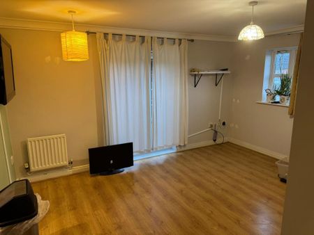 2 bedroom apartment to rent - Photo 2