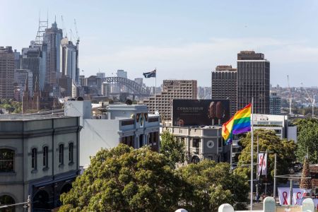 Spacious Studio in the Heart of Taylor Square - Rooftop Access & Parking - Photo 4