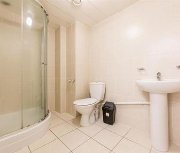 3 bedroom apartment to rent - Photo 2