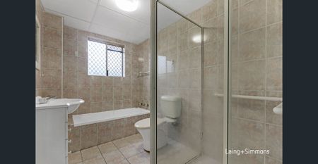 Neat & Convenient 2 Bedroom Unit ! - Photo 5