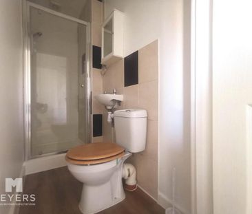 2 bedroom apartment to rent - Photo 6