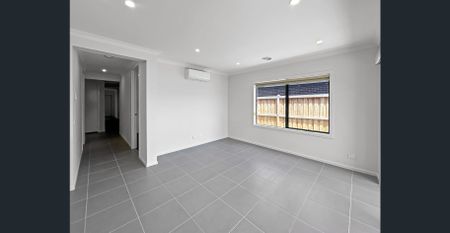 The Perfect Family Home! - Photo 2