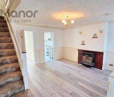 4 bedroom terraced house to rent - Photo 2