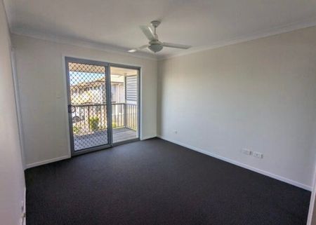 Eastern Heights - Photo 2