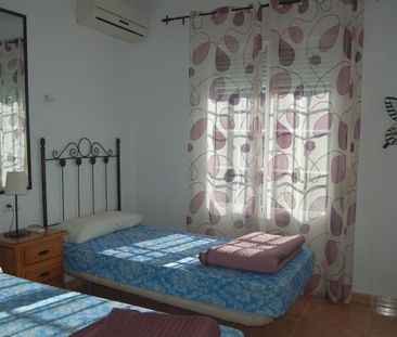 DETACHED VILLA FOR WINTER RENT SITUATED IN THE FRIGILIANA COUNTRYSIDE - Photo 4