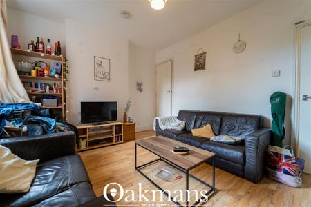 4 bedroom property to rent - Photo 2