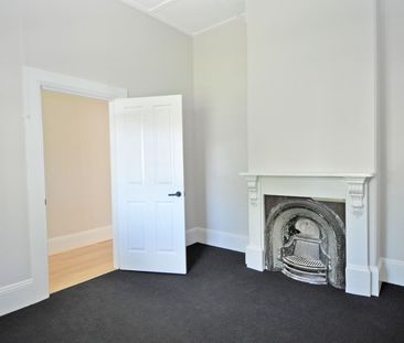 WELL LOCATED, STUNNINGLY RENOVATED - Photo 3