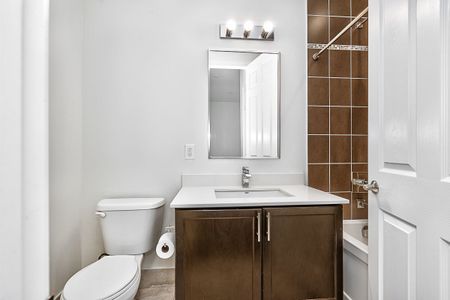 For Lease - 2480 PRINCE MICHAEL Drive Unit# 714, Oakville, Ontario - Photo 3