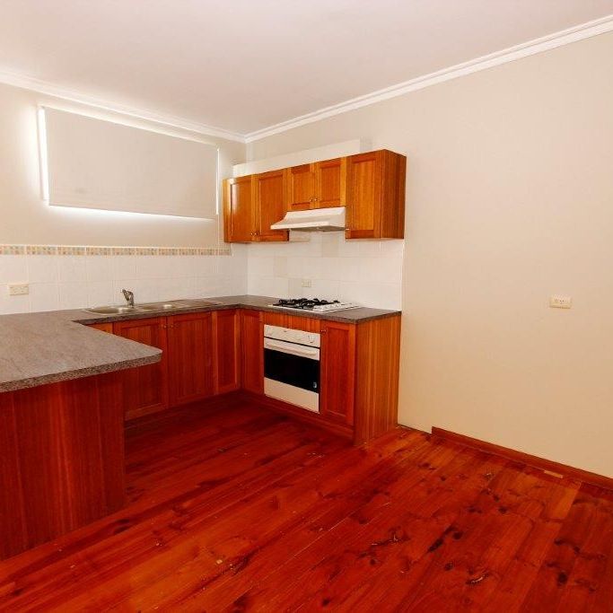 Convenient Living, Convenient Location - Photo 1