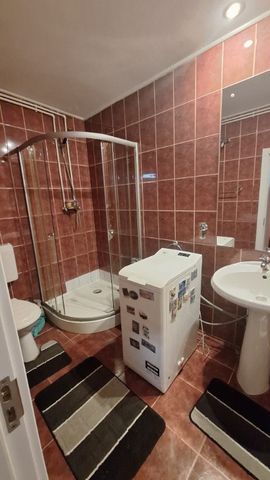 Garsoniera de inchiriat la curte zona Capitol - Fotografie 4