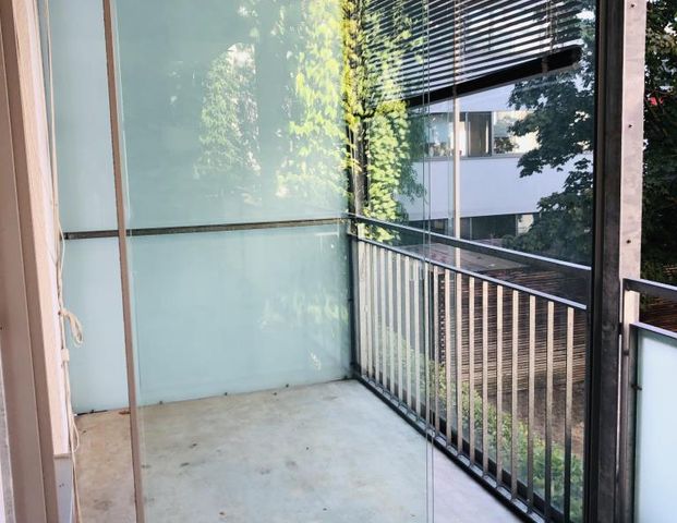 Helle 2-Zimmer-Wohnung ab sofort frei - Anmietung nur mit Wohnberechtigungsschein nach § 88d - Photo 1