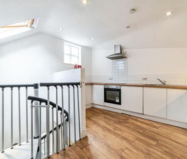 2 bedroom end of terrace house to rent - Photo 4