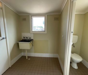 9 Hutchinson Street - Photo 5