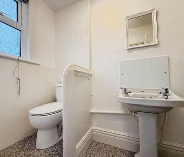 4 bedroom terraced house to rent - Photo 1