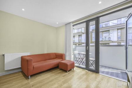 Waterside Way London N17 - Photo 5