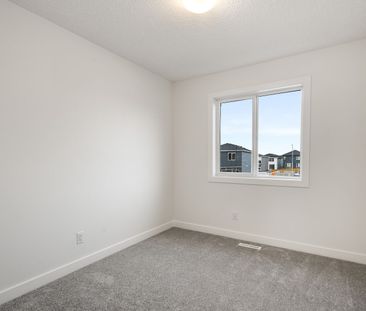 14536 24 St NW, Calgary - Photo 5