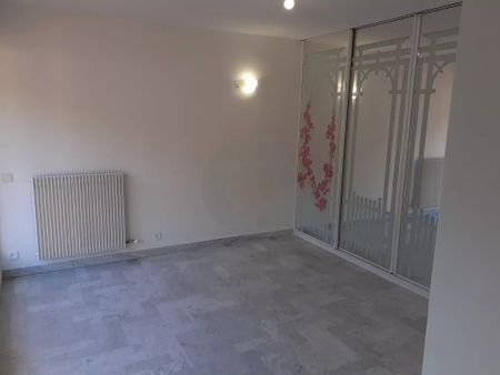 Location Appartement 1 pièce 29m² MENTON 06500 - Photo 2
