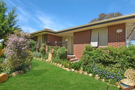 Affordable & Comfortable Home - Photo 3