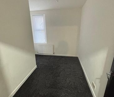 1 Bed Flat, Kremlin Drive, L13 - Photo 2